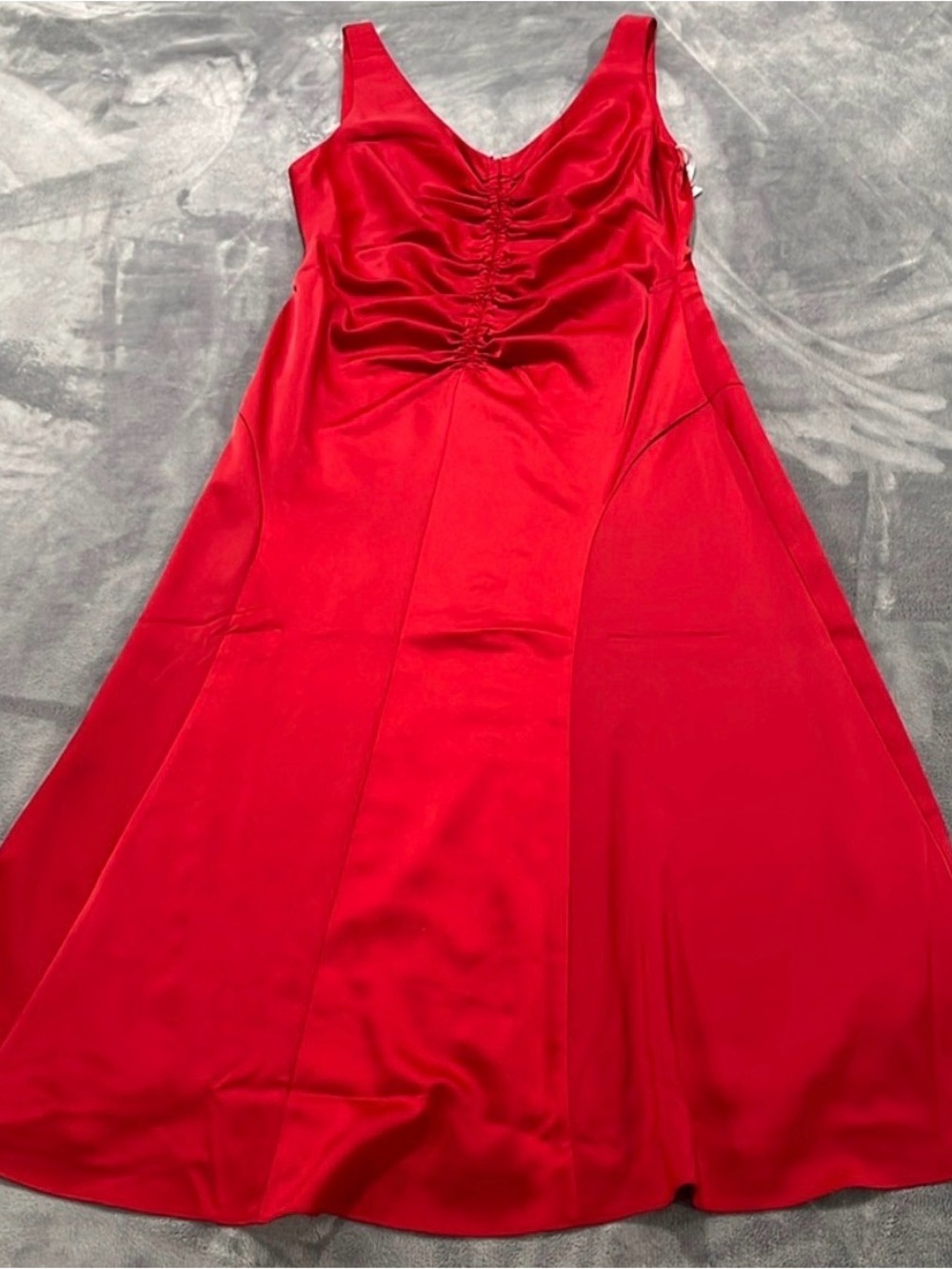 Maggy London Ruched Satin Midi Dress Women’s Size 10 Red Sleeveless NWT v neck - Picture 5 of 10